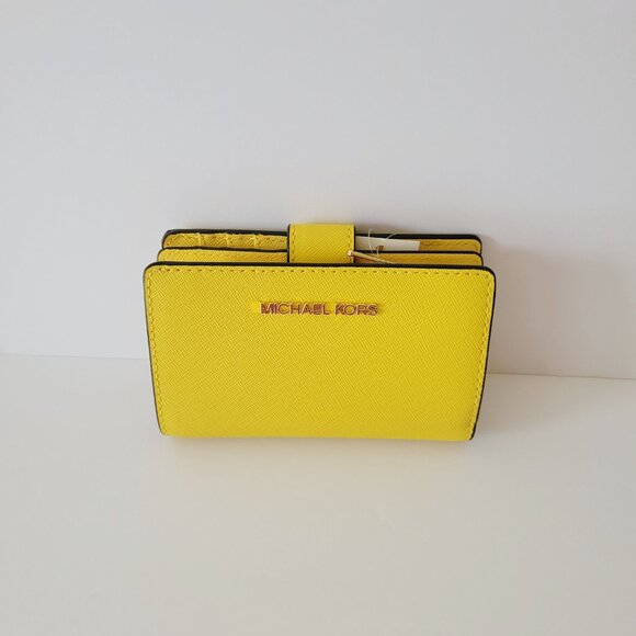 Michael Kors Jet Set Travel Medium Bifold Zip Coin Wallet Golden Yellow Leather - Picture 2 of 7